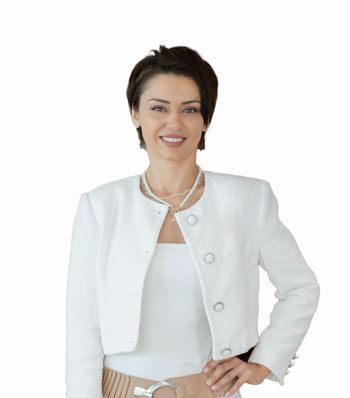 Portrait of Inna Sych, REALTOR®.